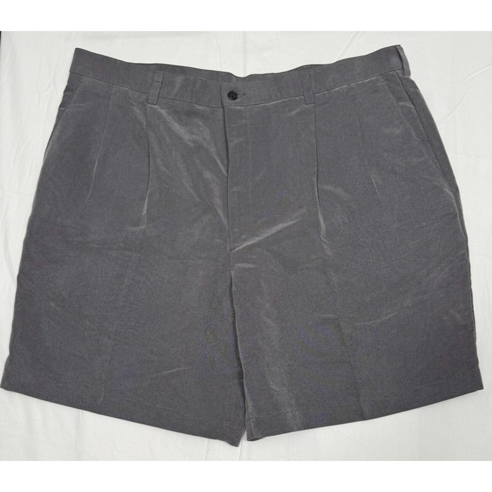 Claiborne Men’s Dark Gray Shorts Size W40 Pleated Front W/‎ Pockets